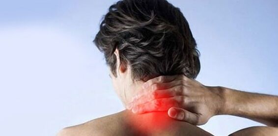 kakla sāpes osteohondrozes dēļ